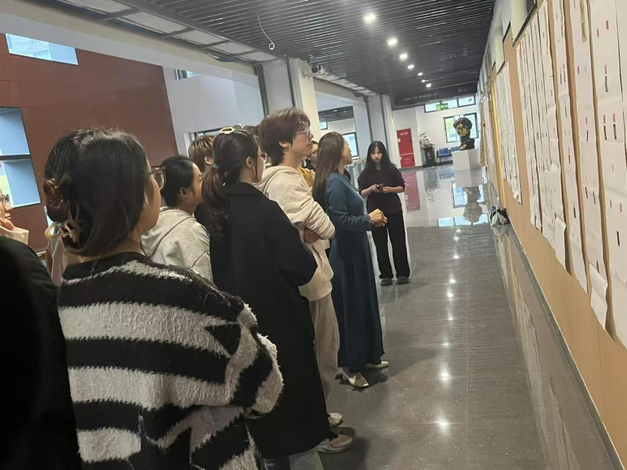 书法教研室召开篆刻作品点评会-内江师范学院张大千美术学院